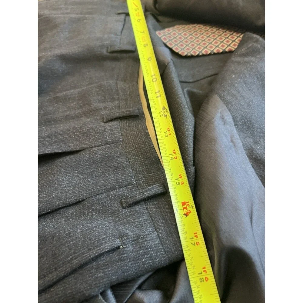 Botany 500 Wool Suit Charcoal Gray, 42R, 34”x33”, Custom Tailored, Tom James Tie